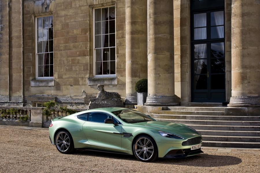  Aston Martin Vanquish 2012 года  (UK) (фото 106 из 170)